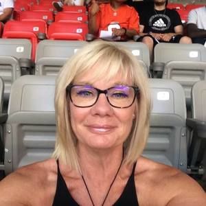 Meet your Posher, Lisa